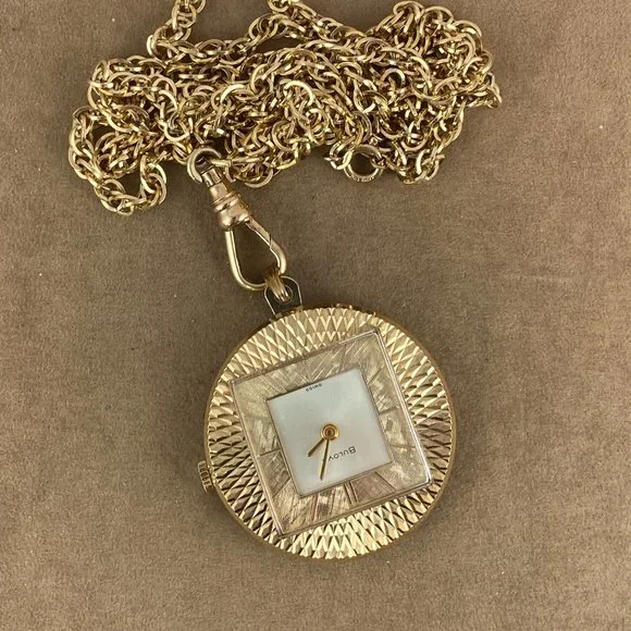 Vintage Bulova Pendant Watch 1.25 inch Square Face on Round Bezel Gold Plated - Picture 6 of 6